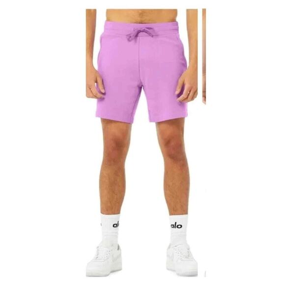 NWT Alo Chill Shorts Size Large - Picture 1 of 9